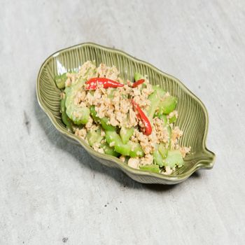 EV204 Thai-Style Bittergourd w/Egg (Ma Lak Pad Kai)